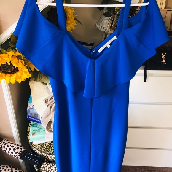 Dress - Picture 7 of 8